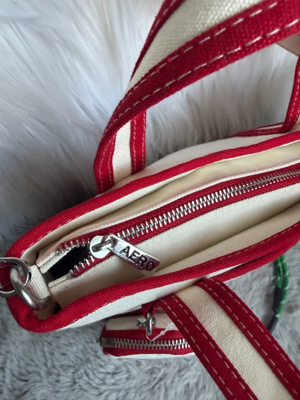 Aeropostale Red & Cream Strawberry Canvas Tote Crossbody with Strawberry Charm - Picture 7 of 17